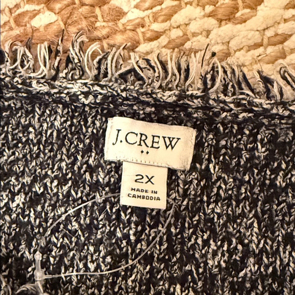 J. Crew frayed Trim Short-Sleeve Knit Cardigan - Gray - Picture 3 of 3